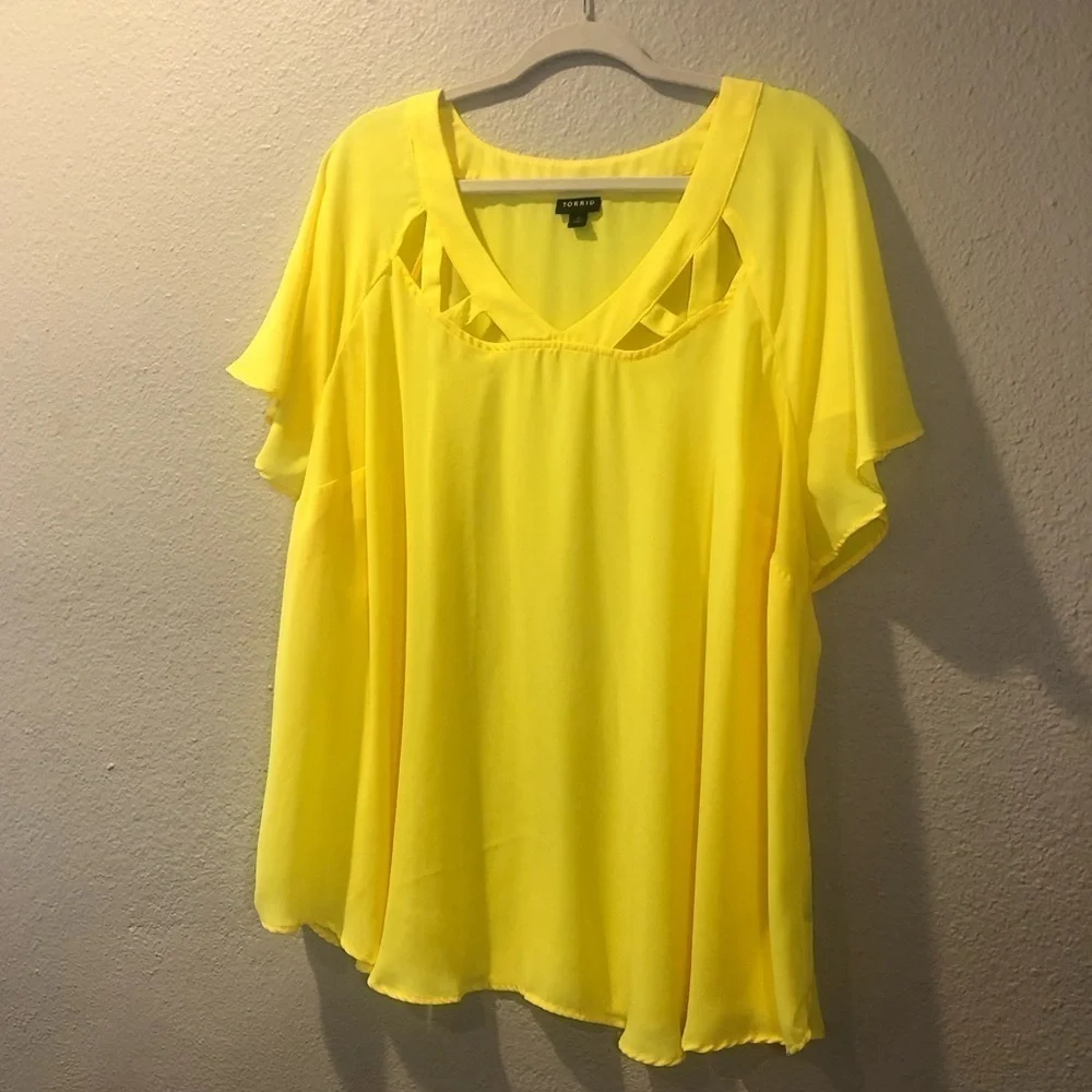 Georgette Cage Front Blouse Lemon Tonic Torrid size 3 (3X) - Picture 4 of 11